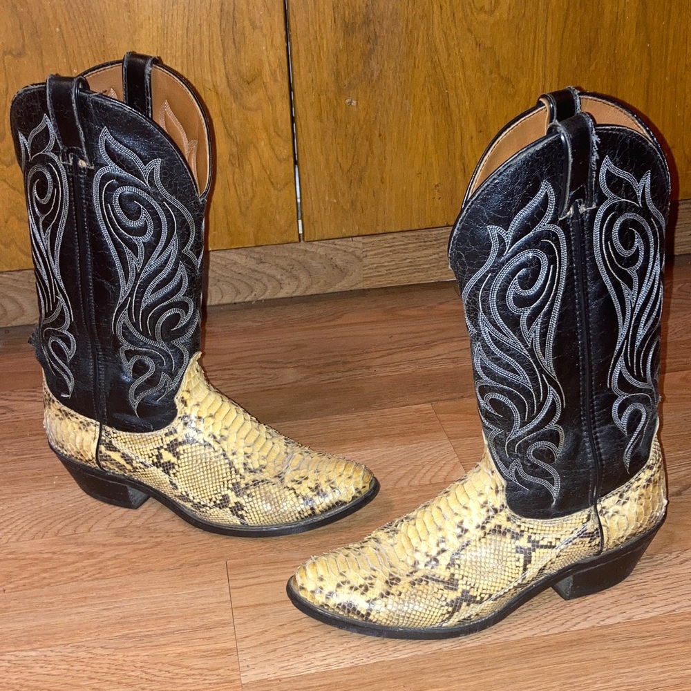 Genuine Snakeskin Laredo Boots Size 9
